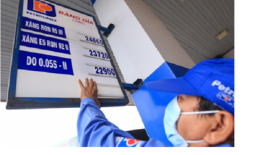 Xăng, dầu tăng giá mạnh, RON 95-III gần 23.900 đồng/lít
