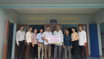 Phát Đạt tặng nhà tình nghĩa cho gia đình chính sách ở Quảng Ngãi