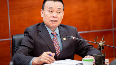 Dabaco (DBC): Sau khi bán ra 10 triệu cổ phiếu DBC, ông Nguyễn Như So tiếp tục chuyển nhượng tài sản cho Công ty