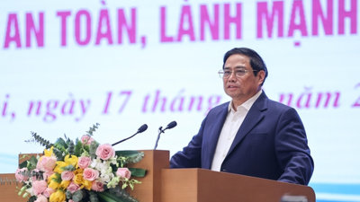 Thủ tướng Phạm Minh Chính: Phải tìm điểm cân bằng giữa cung và cầu cho thị trường bất động sản