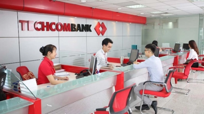 Cổ phiếu khuyến nghị hôm nay 25/8: TCB, DGC và BSR