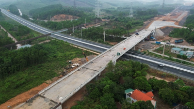 Đầu tư 900 tỷ làm 4,6km đường, mở thêm cửa ngõ mới vào TP. Hạ Long