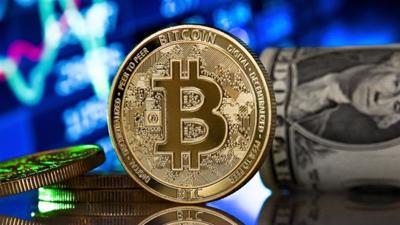 Động lực nào đẩy giá bitcoin vượt 40.000 USD?