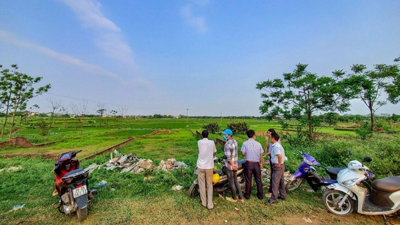 Thị trường bất động sản nửa cuối năm rất khó đoán, nhà đầu tư nên "găm" hàng chờ đợi?