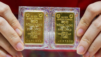 Vì sao vàng SJC giảm 'sốc' đến 6 triệu đồng/lượng trong 1 ngày?