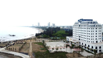 Nghệ An sẽ di dời hơn 220 ki ốt, nhà nghỉ dưỡng trên bãi biển Cửa Lò