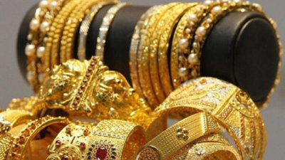 Vàng vượt ngưỡng 2.000 USD/ounce sau loạt bê bối ngân hàng, đang tiếp đà tăng mạnh Vàng vượt ngưỡng 2.000 USD/ounce sau loạt bê bối ngân hàng, đang tiếp đà tăng mạnh