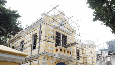 Biệt thự gần 1.000 m2 trên “đất kim cương” Hà Nội sau gần một năm trùng tu Biệt thự gần 1.000 m2 trên “đất kim cương” Hà Nội sau gần một năm trùng tu