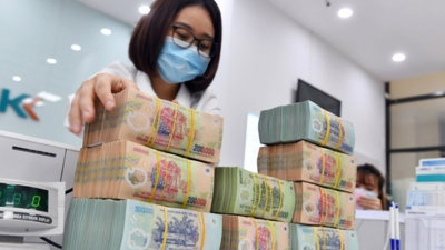 Áp lực lên lãi suất vẫn cao Áp lực lên lãi suất vẫn cao