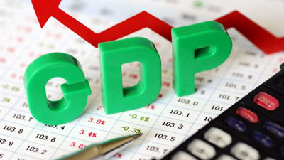 ADB: Áp lực từ bên ngoài, dự báo tăng trưởng GDP Việt Nam xuống còn 5,8%