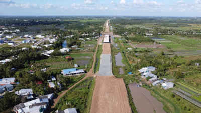 Bất ngờ tốc độ giải phóng mặt bằng cao tốc tại Cần Thơ vượt tiến độ 3 tháng