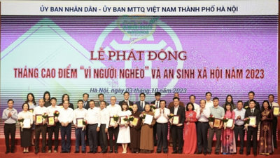 T&T Group ủng hộ Quỹ “Vì người nghèo” TP. Hà Nội