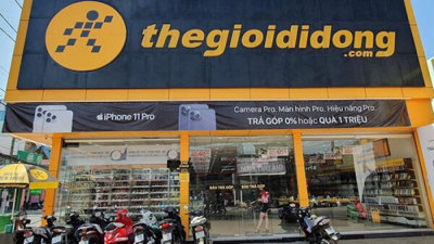 Từng tuyên bố 'tiền sẵn trong tài khoản', Chủ tịch MWG chỉ mua 11% lượng cổ phiếu đăng ký