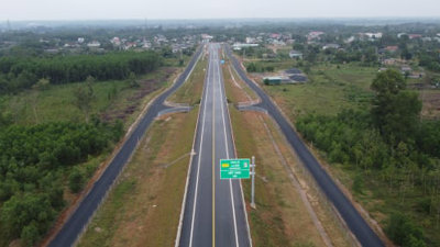 Bộ GTVT yêu cầu rà soát, điều chỉnh giao thông cao tốc Cam Lộ - La Sơn