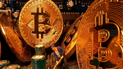 Bitcoin vượt mốc 60.000 USD, kích thích 'sự thèm ăn' của nhà đầu tư