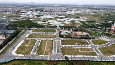 Đấu giá 7 lô đất gần sân bay Nội Bài, giá khởi điểm sắp chạm mốc 30 triệu/m2