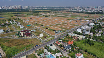 Đất nền phía Nam 'đứng hình' đột ngột: Cả tháng chỉ bán được 2 lô