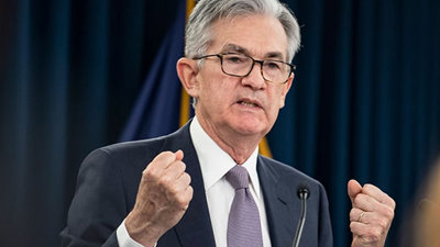 Fed giữ lãi suất cao nhất 23 năm: Vàng, USD căng thẳng kéo dài?