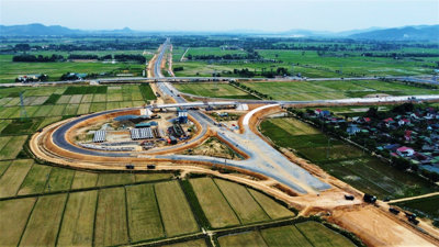 Hình ảnh 19km cao tốc Bắc - Nam vượt sông Lam về Hà Tĩnh