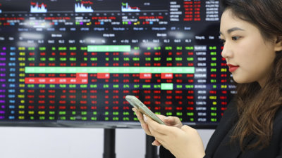 Thận trọng trước vùng ‘kháng cự cứng’ của VN-Index