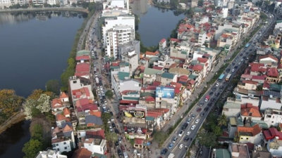 Sắp hoàn thành sửa sang 2 tuyến đường ùn tắc bậc nhất quận Tây Hồ sau 4 năm khởi công