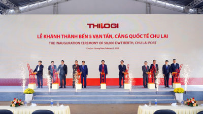 Lễ khánh thành Bến 5 vạn tấn, cảng quốc tế Chu Lai và xuất khẩu các lô hàng đầu năm Ất Tỵ 2025 Lễ khánh thành Bến 5 vạn tấn, cảng quốc tế Chu Lai và xuất khẩu các lô hàng đầu năm Ất Tỵ 2025