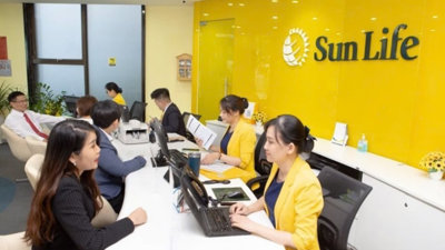 Sunlife: Thua lỗ năm thứ 11 liên tiếp vẫn chi 1.000 tỷ khen thưởng đại lý Sunlife: Thua lỗ năm thứ 11 liên tiếp vẫn chi 1.000 tỷ khen thưởng đại lý