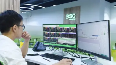 Dòng tiền hụt hơi, VN-Index quay đầu giảm 2,5 điểm Dòng tiền hụt hơi, VN-Index quay đầu giảm 2,5 điểm