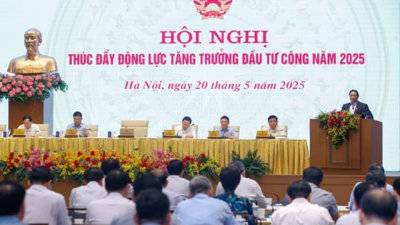 Thủ tướng: Quyết tâm giải ngân 100% vốn đầu tư công năm 2025 Thủ tướng: Quyết tâm giải ngân 100% vốn đầu tư công năm 2025