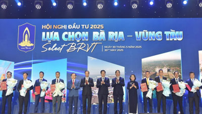 Bà Rịa- Vũng Tàu hút nguồn vốn đầu tư hơn 4 tỷ USD Bà Rịa- Vũng Tàu hút nguồn vốn đầu tư hơn 4 tỷ USD