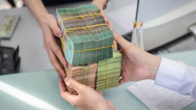 Ngân hàng tung loạt gói vay ưu đãi, lãi suất thấp nhất chỉ 2,75% Ngân hàng tung loạt gói vay ưu đãi, lãi suất thấp nhất chỉ 2,75%