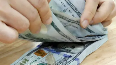 Giá USD ngân hàng lập đỉnh cao chưa từng có Giá USD ngân hàng lập đỉnh cao chưa từng có