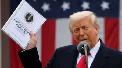 TT Trump: Mỹ chuẩn bị gửi 10 lá thư mỗi ngày, đồng loạt áp thuế các nước TT Trump: Mỹ chuẩn bị gửi 10 lá thư mỗi ngày, đồng loạt áp thuế các nước