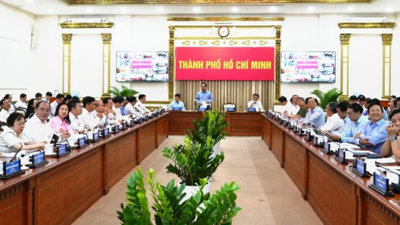 TP Hồ Chí Minh: GRDP 6 tháng đầu năm ước tăng 6,56% TP Hồ Chí Minh: GRDP 6 tháng đầu năm ước tăng 6,56%