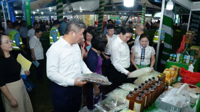 Khai mạc hội chợ các sản phẩm OCOP xuất khẩu tại Hà Nội Khai mạc hội chợ các sản phẩm OCOP xuất khẩu tại Hà Nội