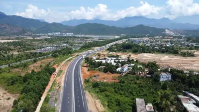 Thông xe kỹ thuật cao tốc Hòa Liên – Túy Loan 2.100 tỷ đồng Thông xe kỹ thuật cao tốc Hòa Liên – Túy Loan 2.100 tỷ đồng
