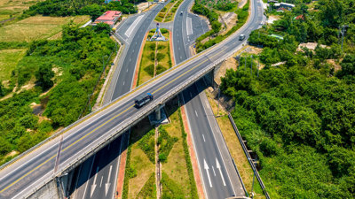 Khải sát cao tốc Vân Phong - Nha Trang trước ngày thông xe toàn tuyến