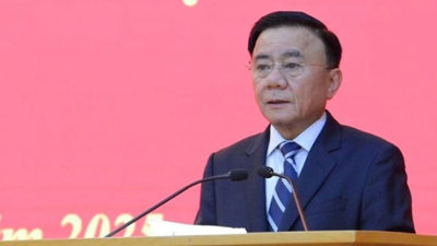 Bộ Chính trị yêu cầu tham mưu thực hiện thống nhất khung giá đất sau sáp nhập Bộ Chính trị yêu cầu tham mưu thực hiện thống nhất khung giá đất sau sáp nhập