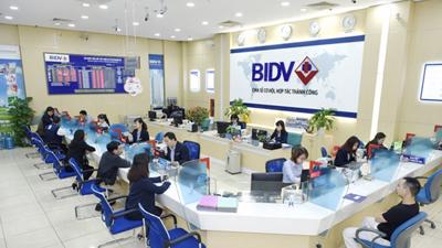 Khoe lợi nhuận cao nhưng BIDV, Vietcombank đang khai thác tài sản kém hiệu quả?