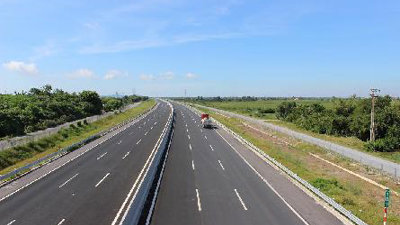 Chính phủ đề xuất ba siêu dự án hơn 66 tỷ USD
