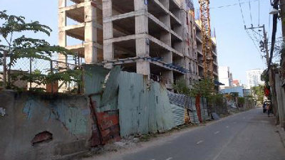 TPHCM: Thêm một dự án "trùm mền", khách hàng ùn ùn kêu cứu Bí thư Đinh La Thăng