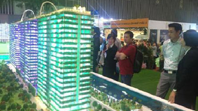 Bao giờ bất động sản hết “nai lưng” nuôi ngân hàng?
