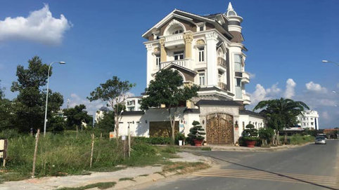 TP.HCM: Điều chỉnh giá đất để lập phương án bồi thường, hỗ trợ và tái định cư