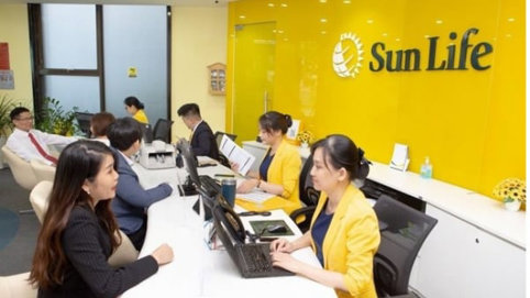 Bảo hiểm Sun Life Việt Nam bị phạt 130 triệu đồng, đình chỉ ký hợp đồng mới