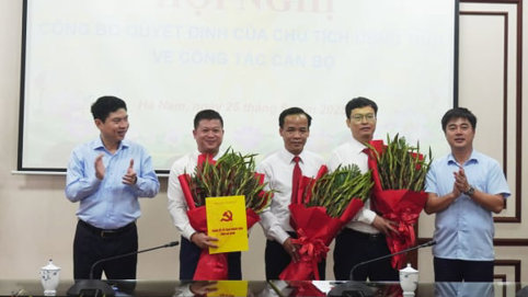 Hà Nam: Công bố, trao Quyết định thành lập các Ban Quản lý đầu tư, phát triển đô thị và quỹ đất khu vực