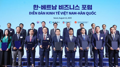 Việt - Hàn ký kết hàng loạt thỏa thuận kinh tế tỷ USD