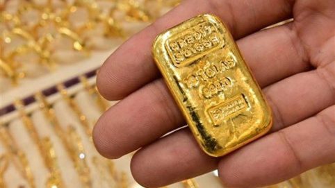 Giá vàng đồng loạt bật tăng, SJC lập kỷ lục mới