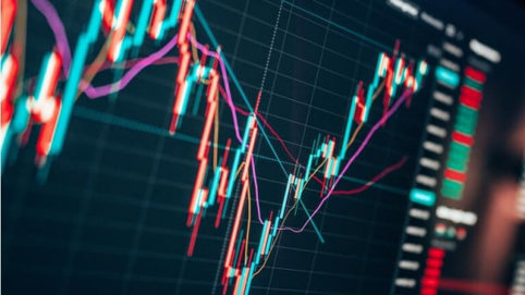 VN-Index giảm hơn 5 điểm, thanh khoản sụt mạnh