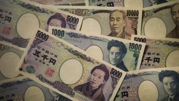 Đồng yên Nhật chạm đáy trong 34 năm, còn 152 Yên/USD