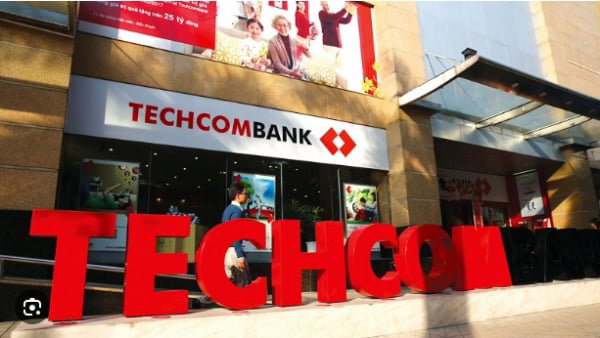 Techcombank sắp trả cổ tức tiền mặt 15%